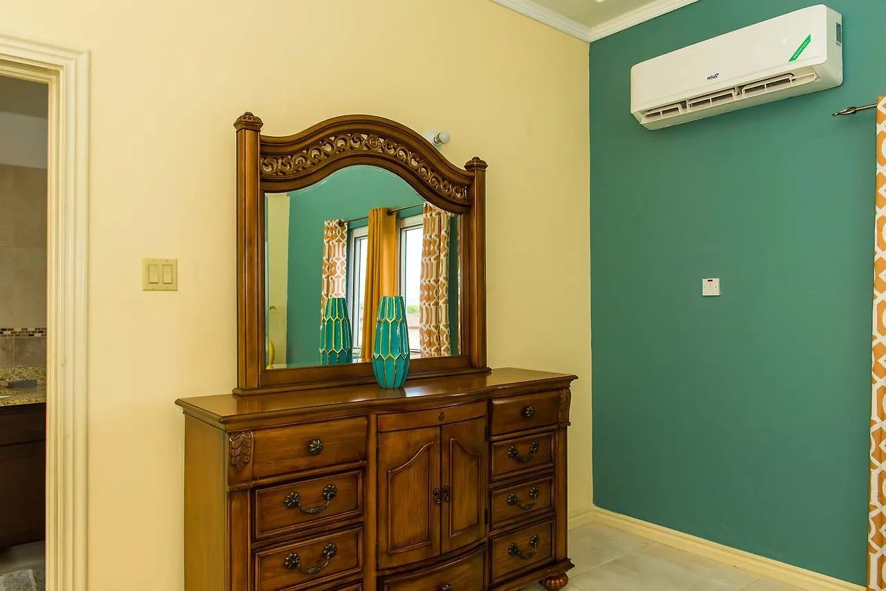 Us Embassy Luxury Apartment 24/7 Security Enfield