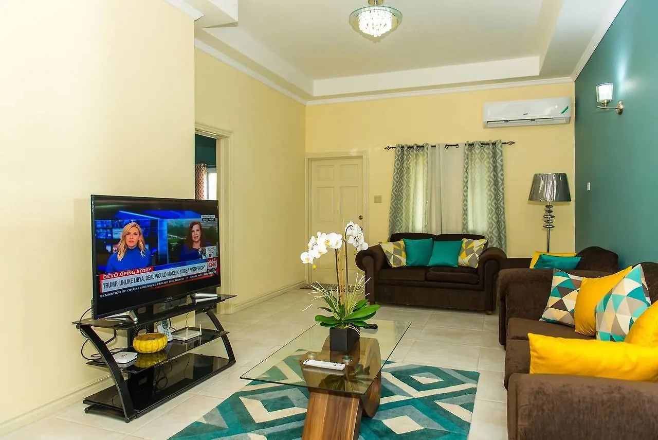 Us Embassy Luxury Apartment 24/7 Security Enfield