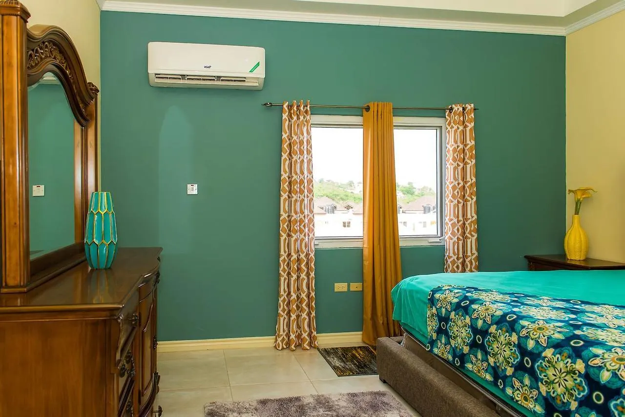 Us Embassy Luxury Apartment 24/7 Security Enfield Jamaica