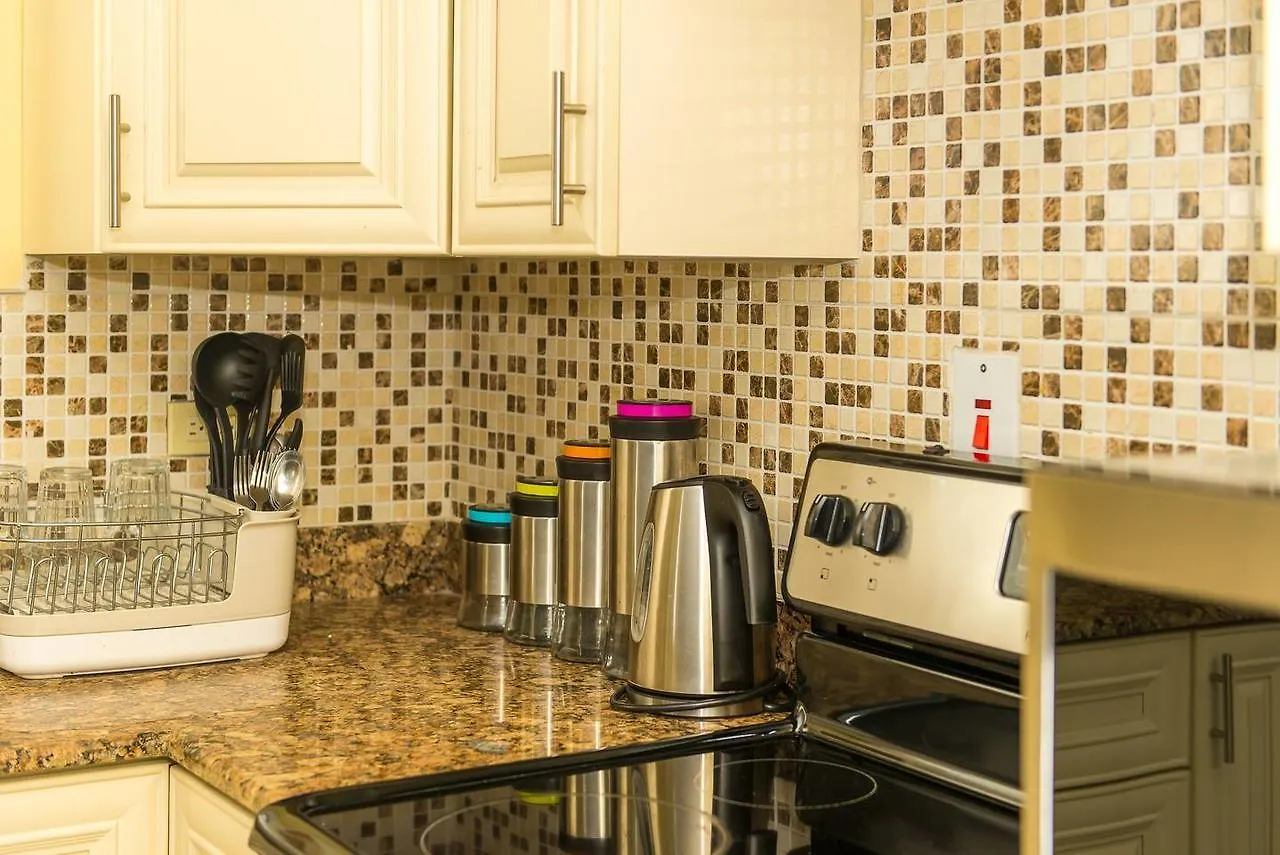 Us Embassy Luxury Apartment 24/7 Security Enfield